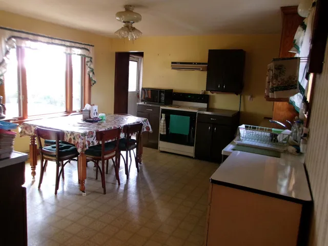 $321,000 | W3075 Highway 33, Cambria, WI 53923