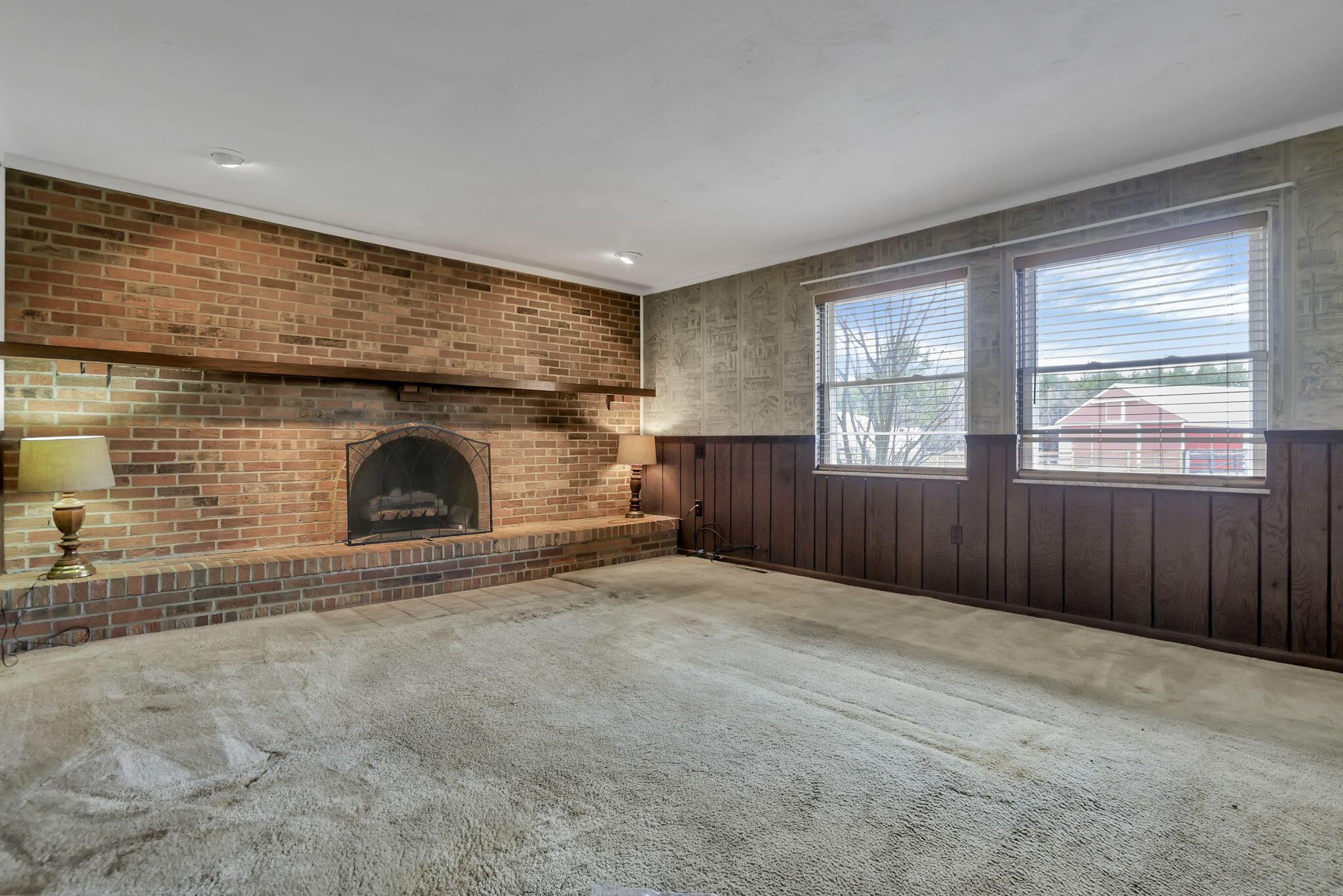 4487 Fremar Road Northeast Lancaster, OH 43130 - Photo 23 of 64 Living Room #2