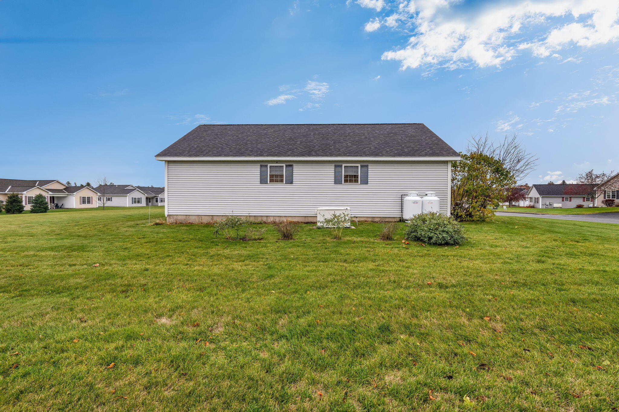 2 Whippoorwill Drive, Unit 35 Winslow, ME 04901 - Photo 11 of 64 6-web-or-mls-2-whippoorwill-dr