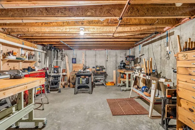 $369,500 | 2 Whippoorwill Drive, Unit 35, Winslow, ME 04901