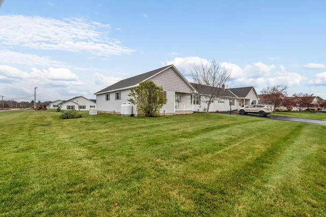 $369,500 | 2 Whippoorwill Drive, Unit 35, Winslow, ME 04901