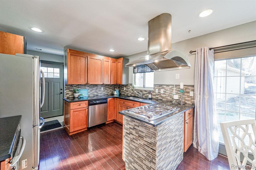 10065 Nimphie Road Fenton, MI 48430 - Photo 7 of 20 Gallery Image 7