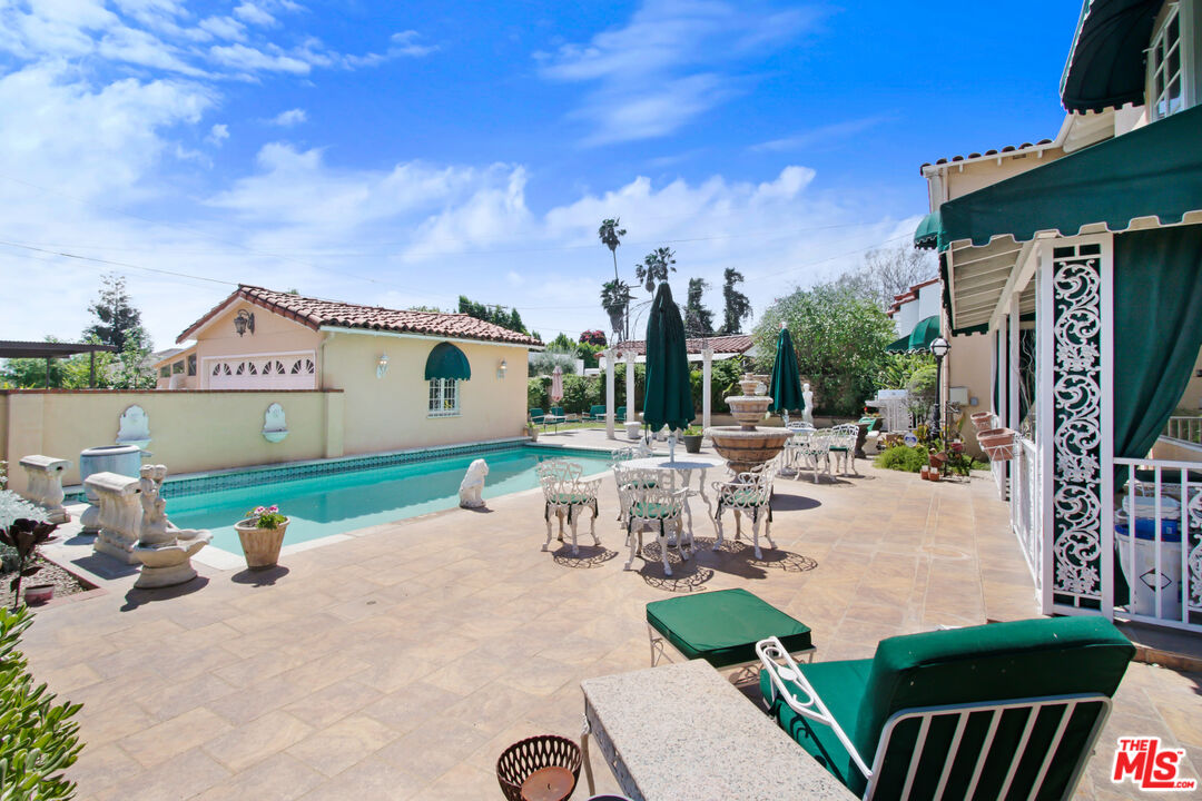 303 Armsley Square Ontario, CA 91762 - Photo 13 of 13 a view of a backyard with sitting area