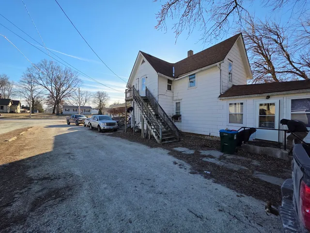 $69,900 | 505 Dixon Avenue, Rock Falls, IL 61071