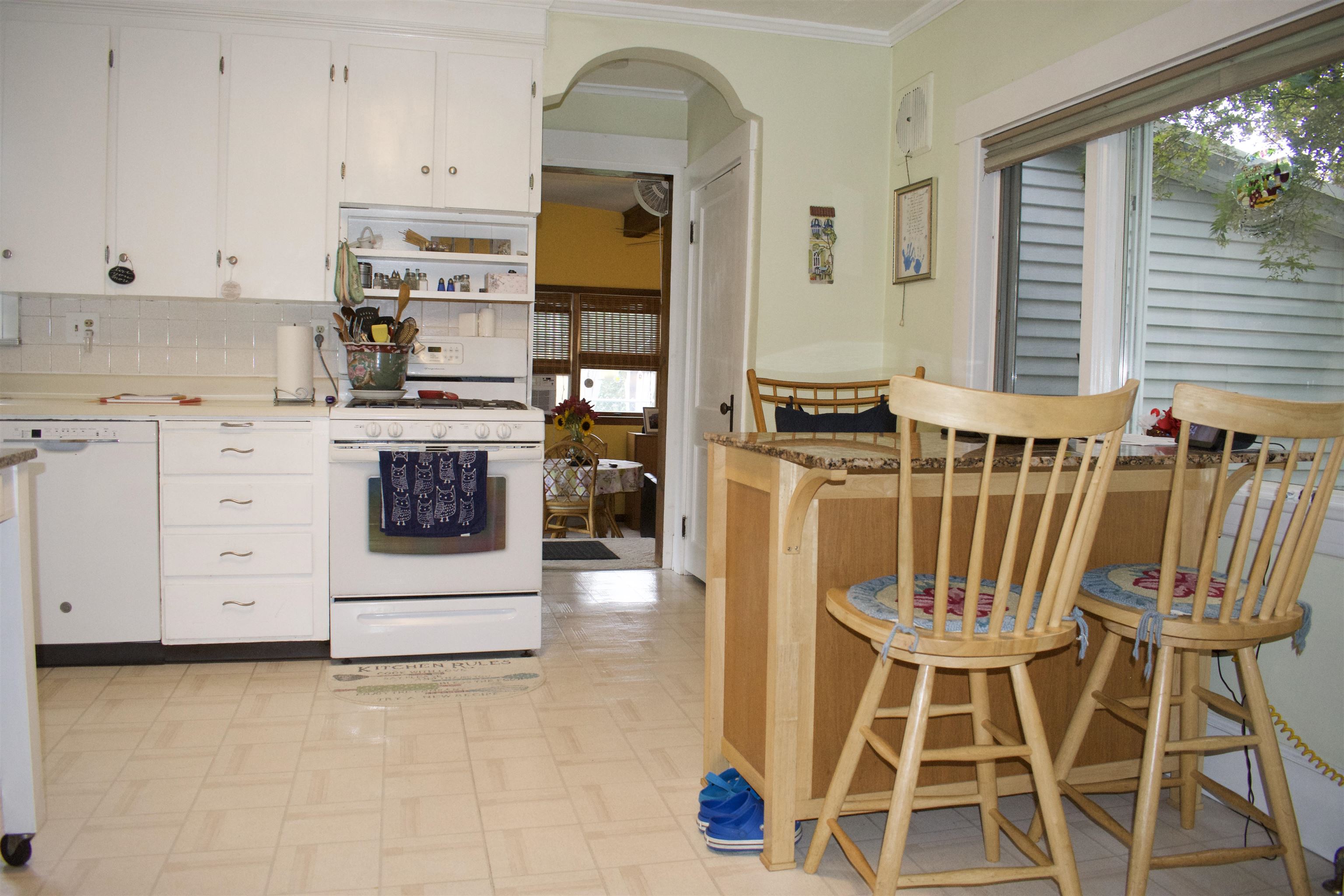 69 Pine Street Rochester, NH 03867 - Photo 15 of 37