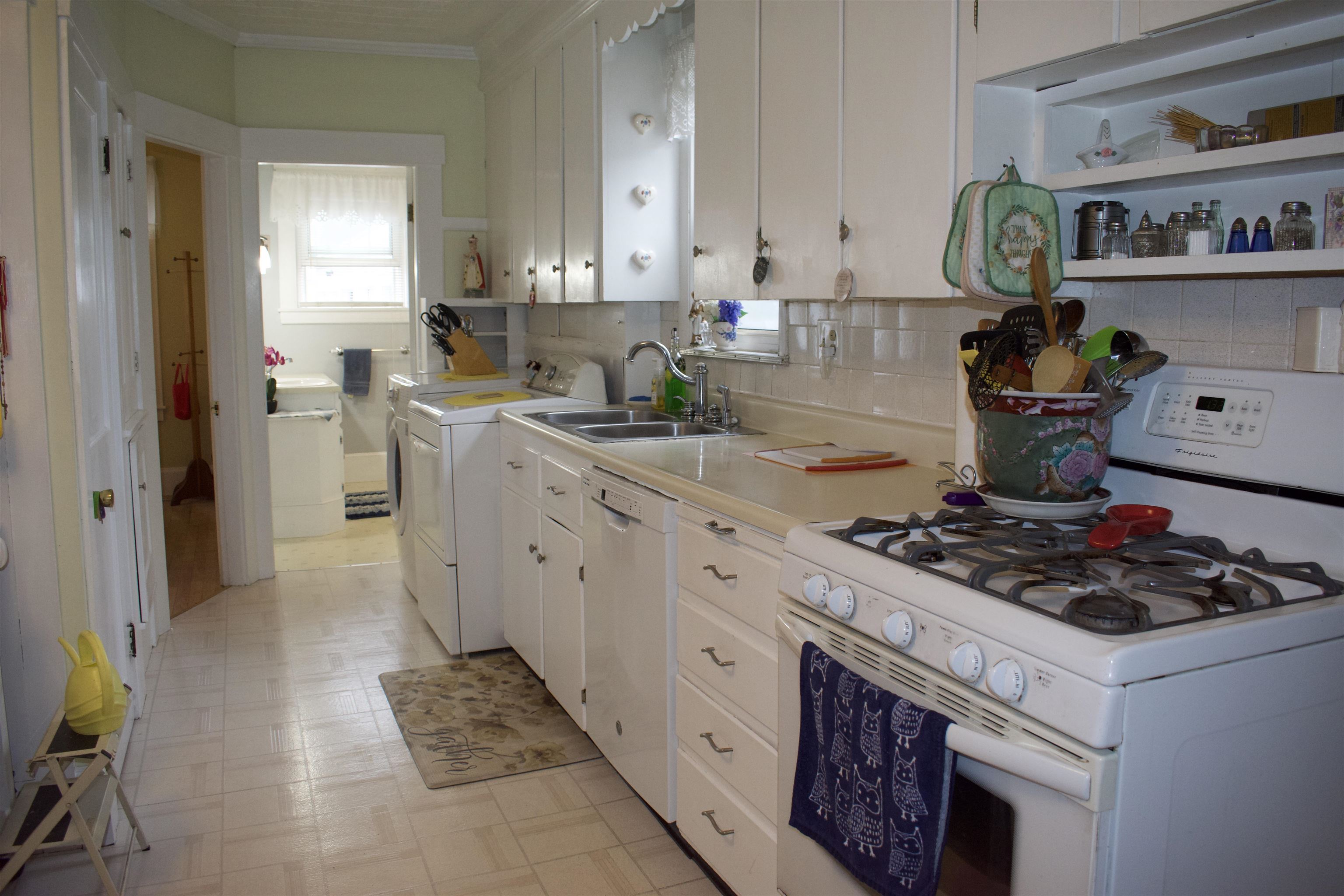 69 Pine Street Rochester, NH 03867 - Photo 18 of 37