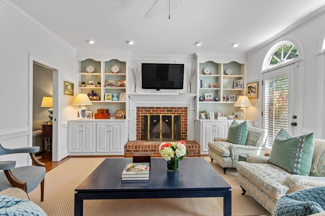 1340 Brooks Avenue Raleigh, NC 27608 - Photo 10 of 34 Photo 10