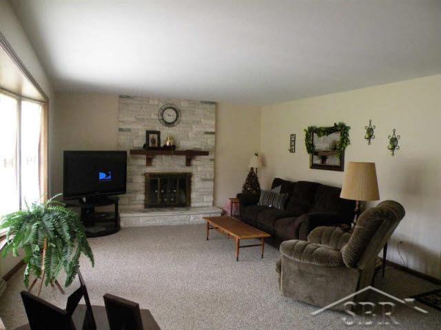 17070 Swan Creek Road Hemlock, MI 48626 - Photo 4 of 12 20091735-3.JPG