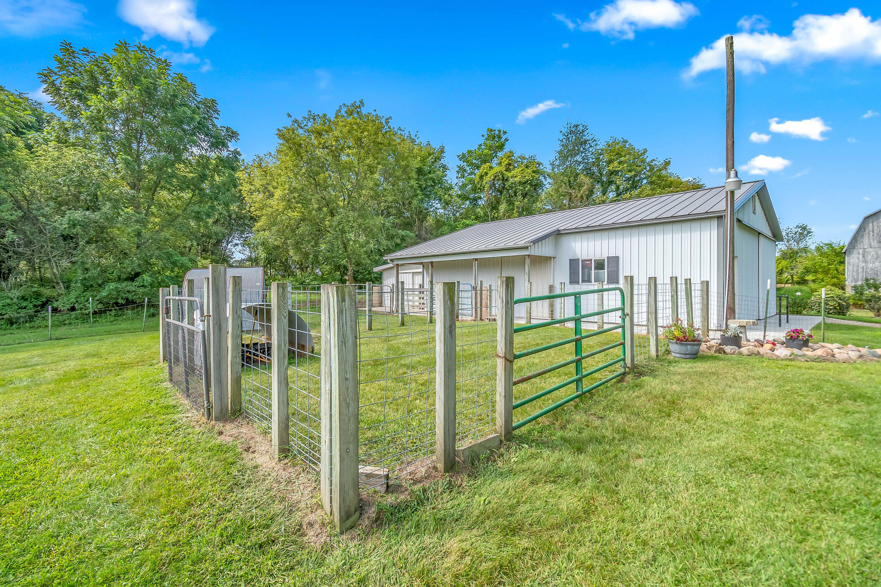 495 West Chicago Road Coldwater, MI 49036 - Photo 12 of 61 35