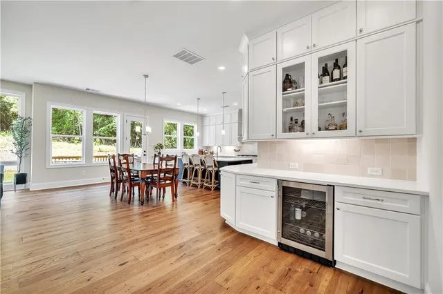 $1,295,000 | 401 Oakleigh Avenue, Woodstock, GA 30188