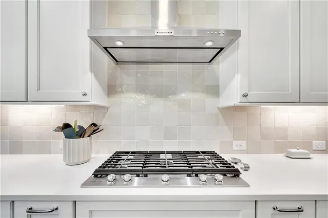 $1,295,000 | 401 Oakleigh Avenue, Woodstock, GA 30188