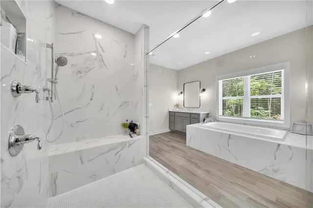 $1,295,000 | 401 Oakleigh Avenue, Woodstock, GA 30188