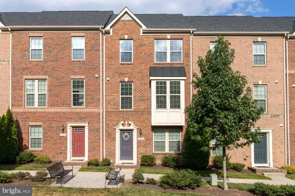 $2,800 | 4658 Hudson Street, Baltimore, MD 21224