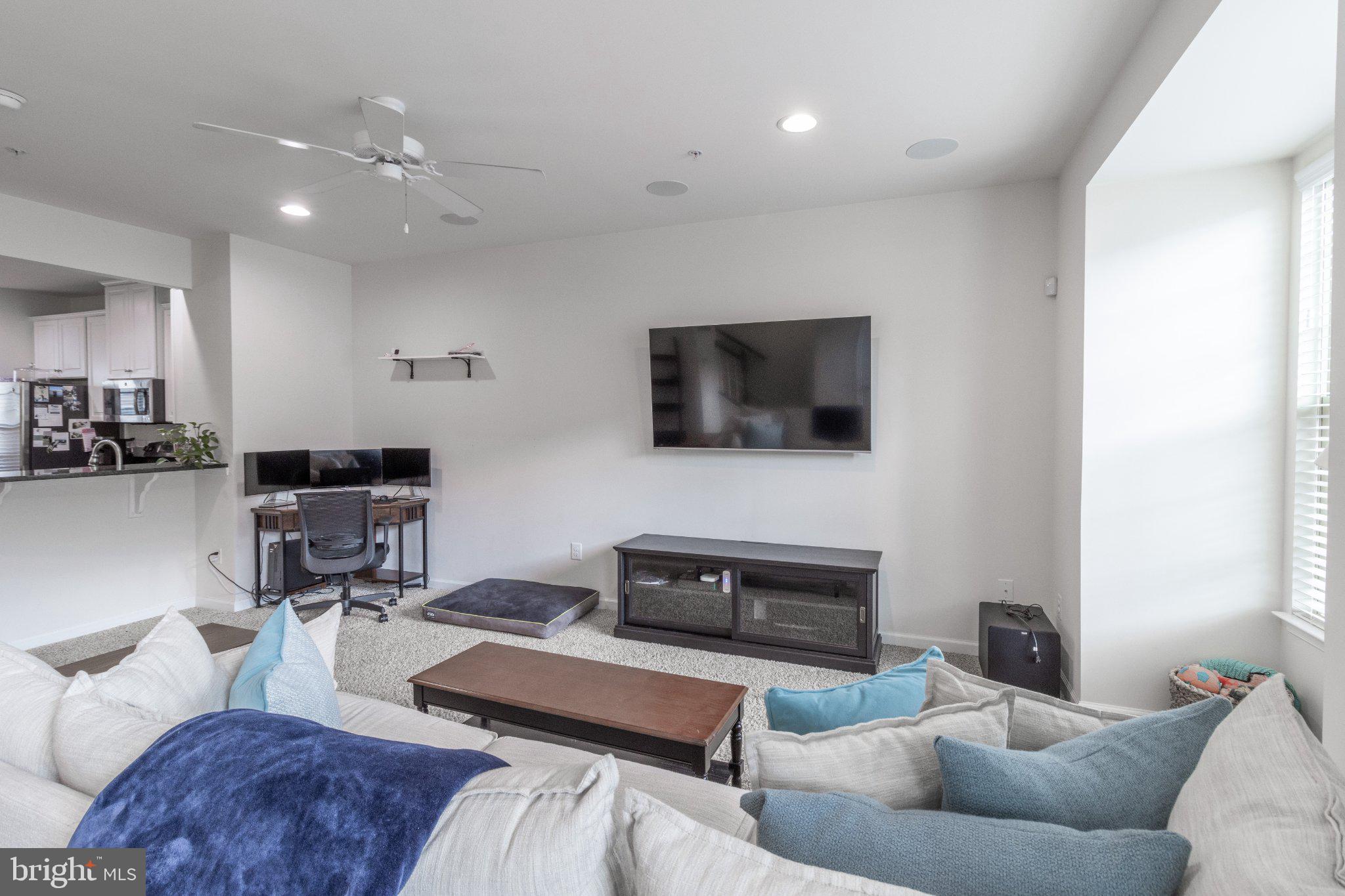 4658 Hudson Street Baltimore, MD 21224 - Photo 16 of 35 Modern living space with natural light.