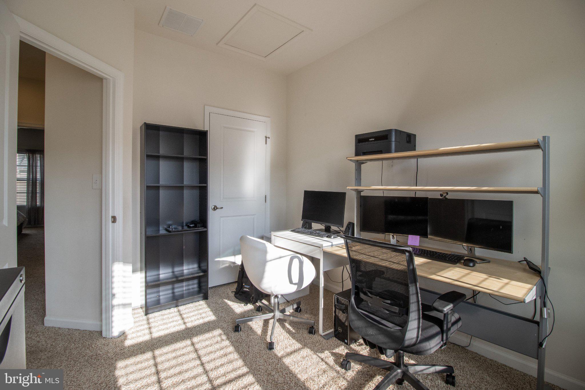 4658 Hudson Street Baltimore, MD 21224 - Photo 24 of 35 Bright and modern home office space.
