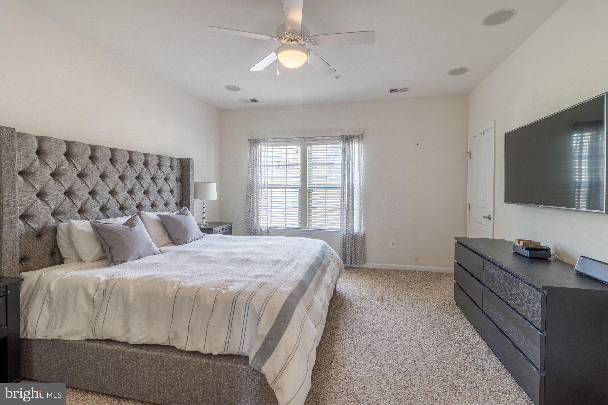 4658 Hudson Street Baltimore, MD 21224 - Photo 25 of 35 Serene bedroom with natural light.