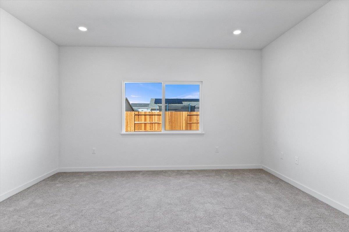 284 Piper Lane Colusa, CA 95932 - Photo 20 of 37 a view of empty room