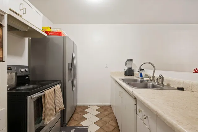 $768,000 | 3435 Richland Drive, Unit 6, Santa Barbara, CA 93105