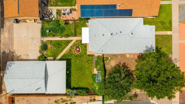 an aerial view of multiple house