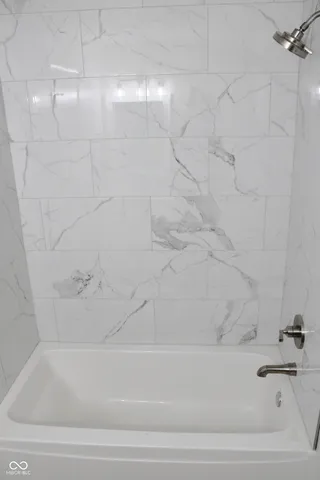 $239,900 | 404 Pleasant Street, North Vernon, IN 47265