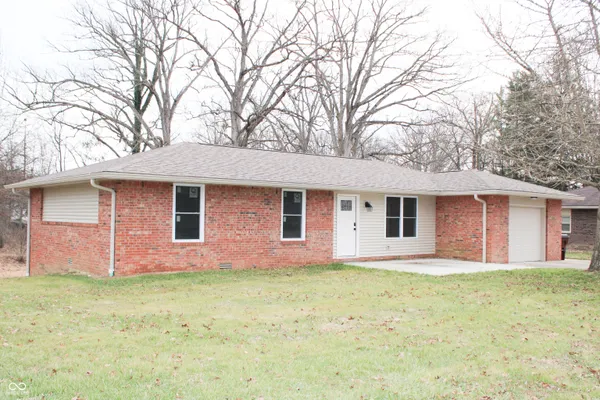 $234,900 | 404 Pleasant Street, North Vernon, IN 47265