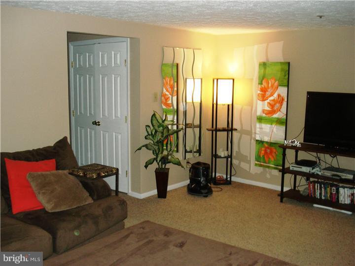 39 Inverness Circle Marlton, NJ 08053 - Photo 4 of 11 Gallery Image 4