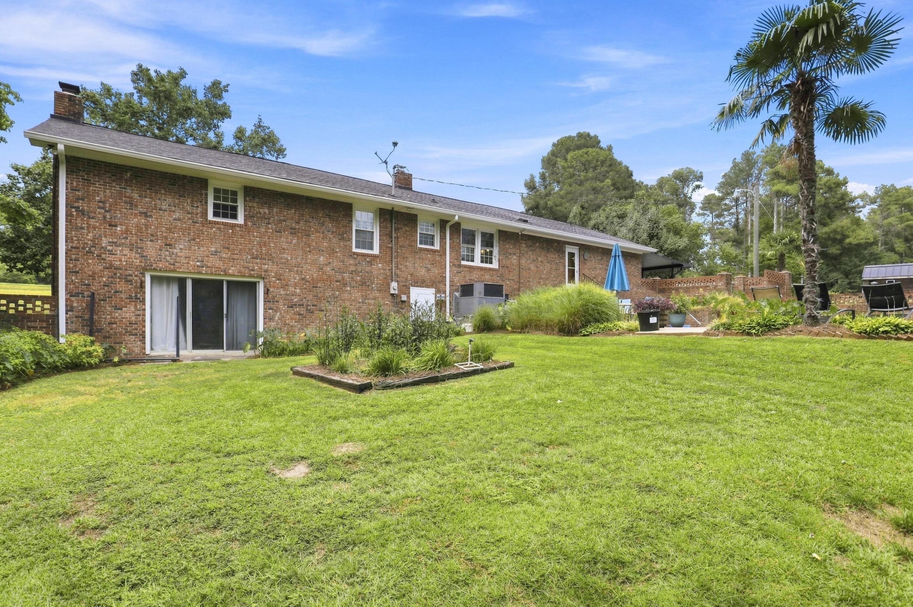 3952 Wire Road Batesburg, SC 29006 - Photo 6 of 26 Gallery Image 6