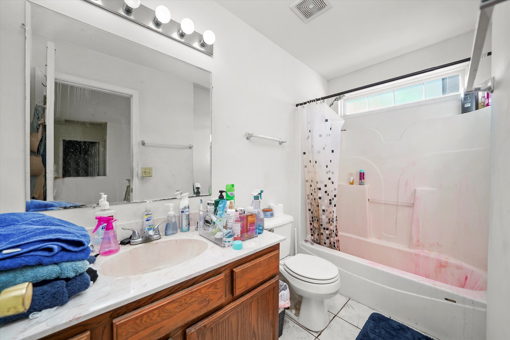 731 Bobwhite Lane New Lenox, IL 60451 - Photo 14 of 26 a bathroom with a sink toilet and shower