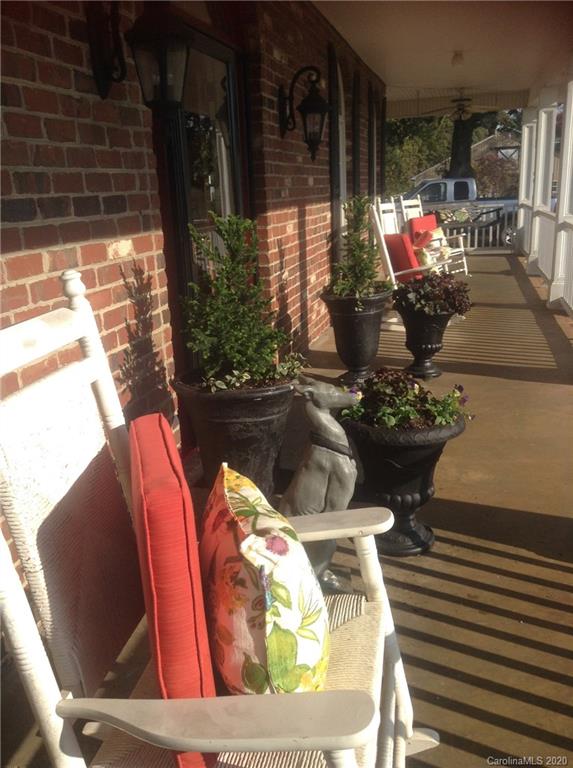 3215 Startown Road Lincolnton, NC 28092 - Photo 2 of 39 a view of a chairs and table in patio