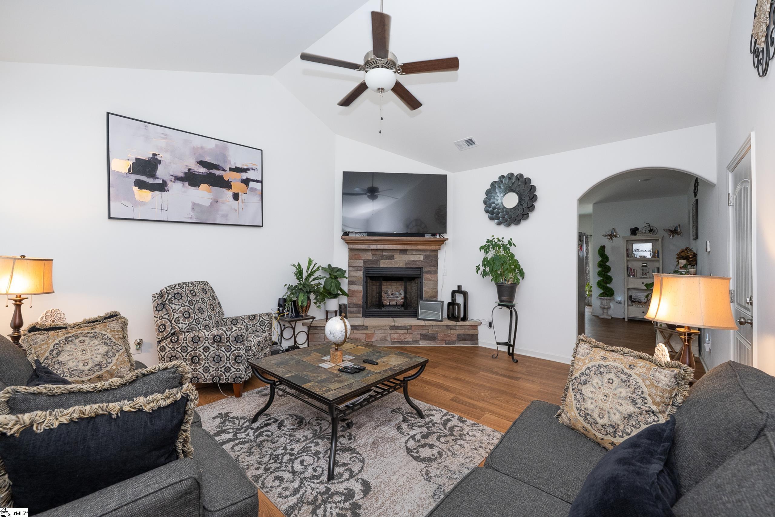 217 Freehold Way Greer, SC 29650 - Photo 6 of 25 Gallery Image 6