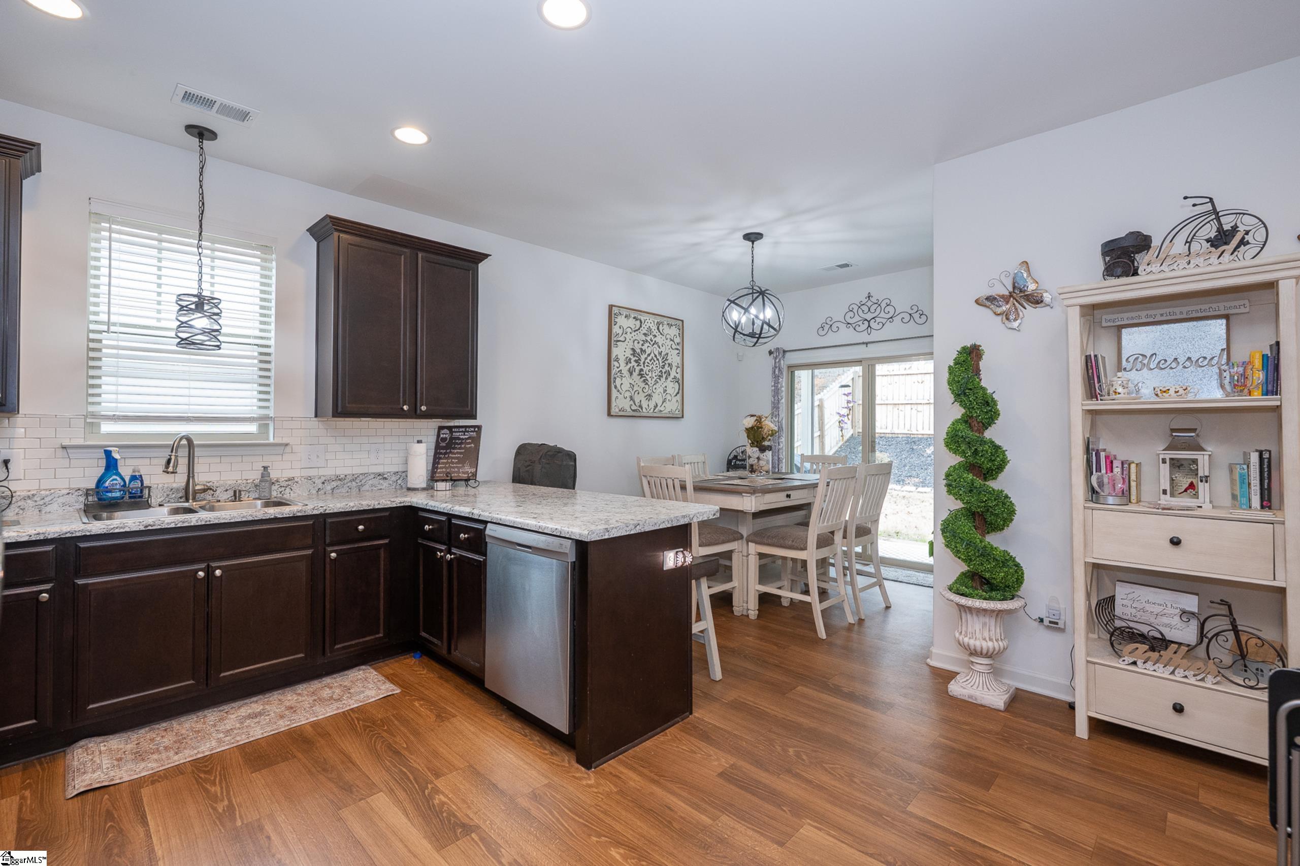 217 Freehold Way Greer, SC 29650 - Photo 8 of 25 Gallery Image 8