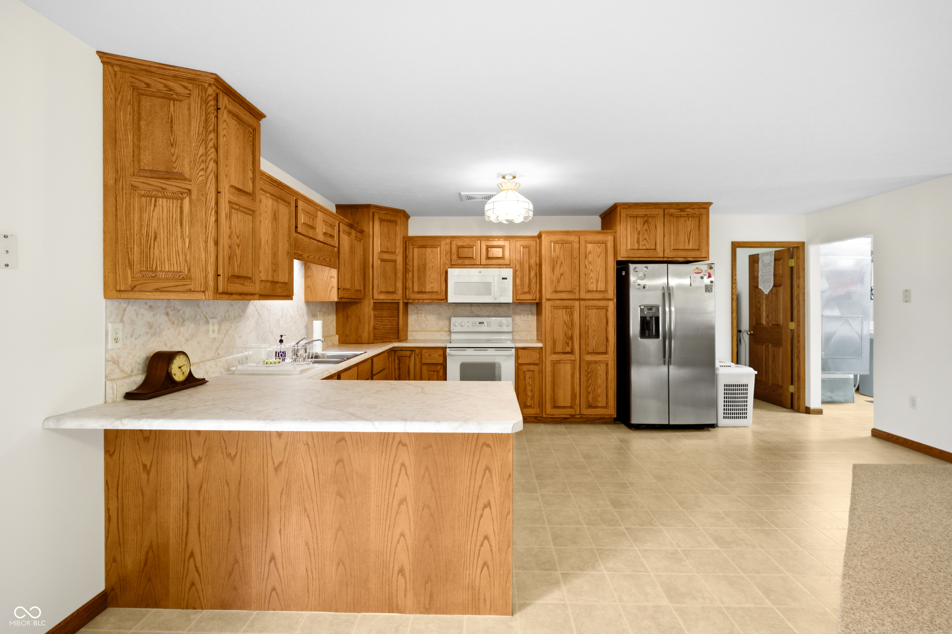 7450 West Deaver Road Columbus, IN 47201 - Photo 14 of 35 Gallery Image 14