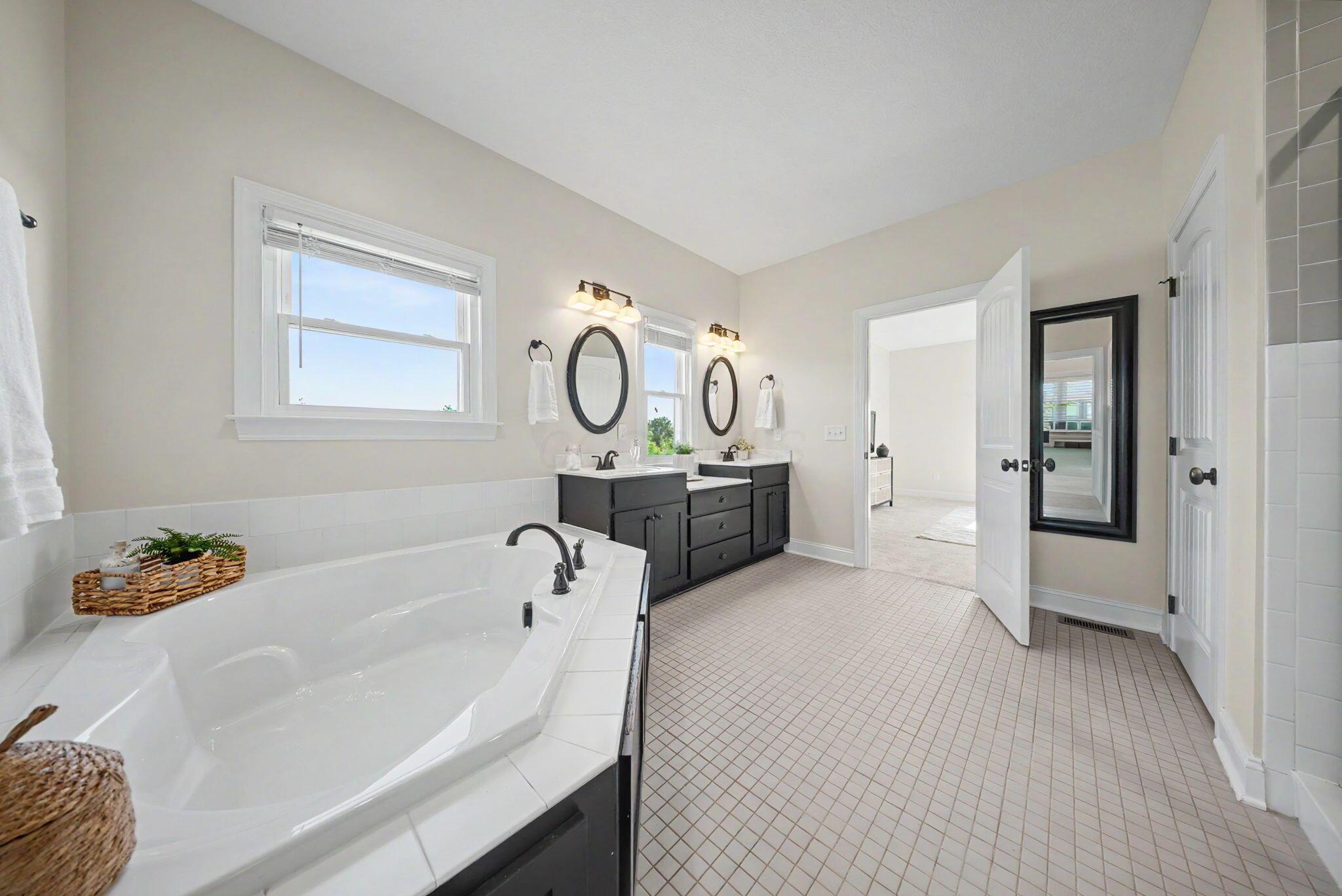3173 Barnes Road Centerburg, OH 43011 - Photo 19 of 92