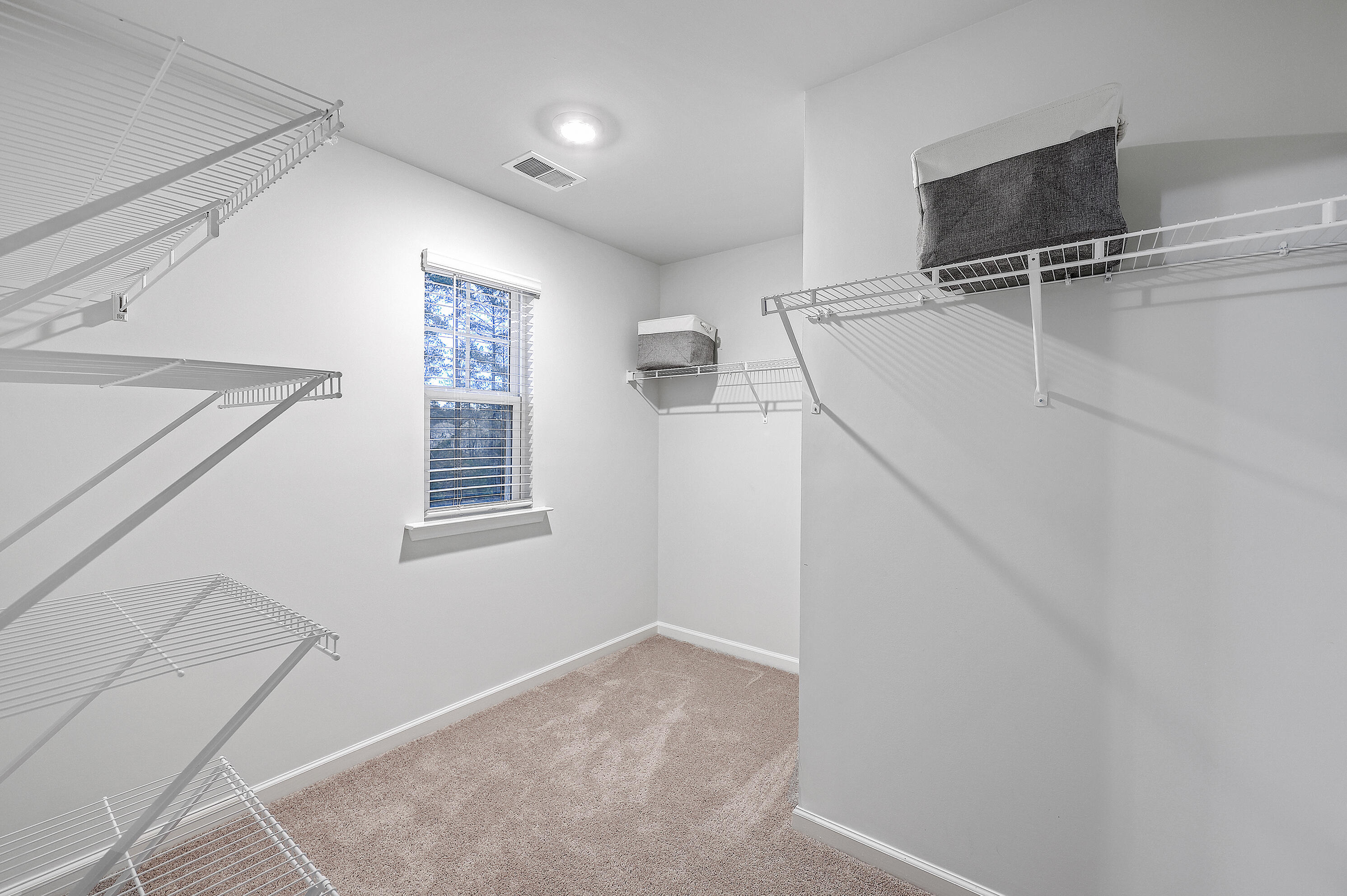 343 Lk Rdg Boulevard Summerville, SC 29486 - Photo 16 of 28 ZYN_999996_16_17_18_19_20_21