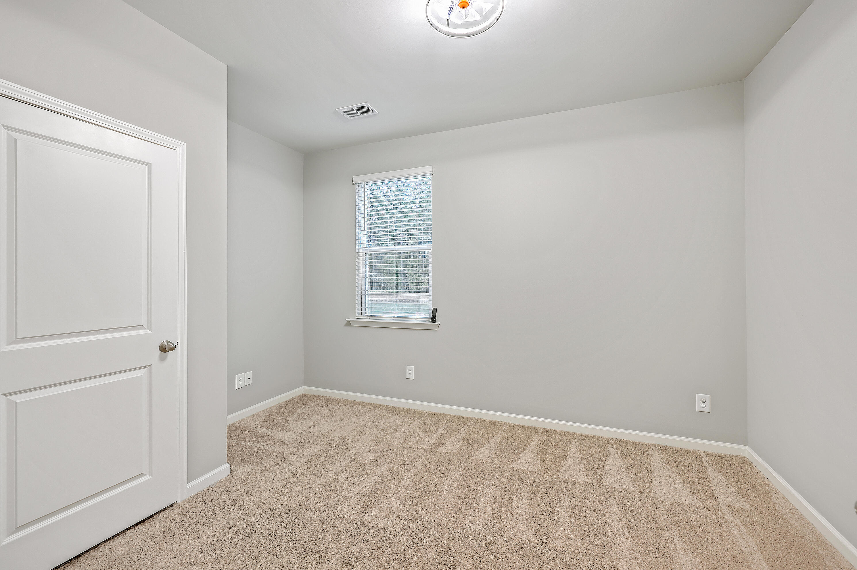 343 Lk Rdg Boulevard Summerville, SC 29486 - Photo 24 of 28 ZYN_999989_67_68_69_70_71_72 (1)
