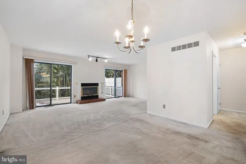 $275,000 | 807 Birch Lane, Wilmington, DE 19809