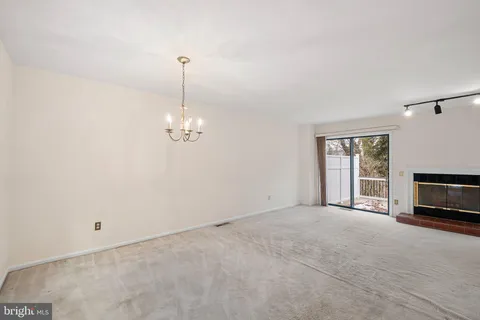 $275,000 | 807 Birch Lane, Wilmington, DE 19809