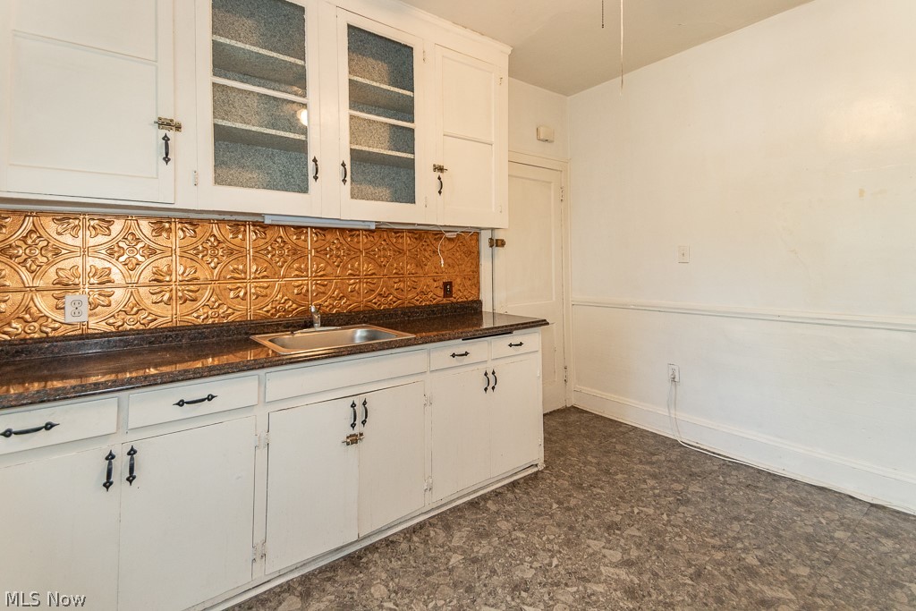 2233 Edgehill Road Cleveland, OH 44106 - Photo 10 of 34 Gallery Image 10