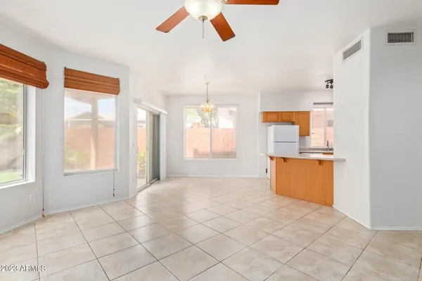 $2,495 | 3316 East Tierra Buena Lane, Phoenix, AZ 85032