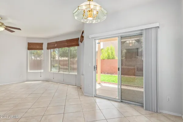 $2,495 | 3316 East Tierra Buena Lane, Phoenix, AZ 85032