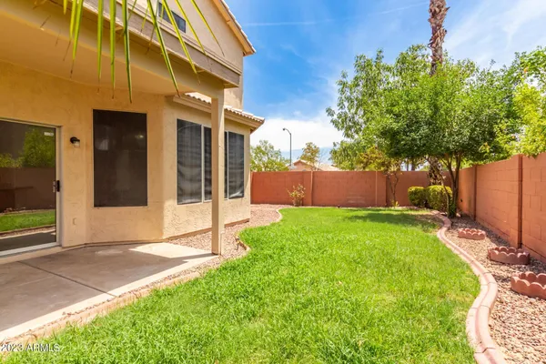 $2,495 | 3316 East Tierra Buena Lane, Phoenix, AZ 85032