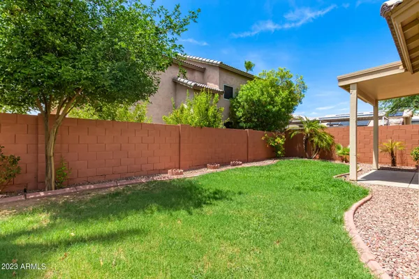 $2,495 | 3316 East Tierra Buena Lane, Phoenix, AZ 85032