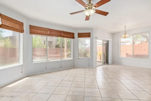 $2,495 | 3316 East Tierra Buena Lane, Phoenix, AZ 85032