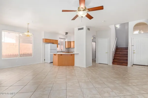 $2,495 | 3316 East Tierra Buena Lane, Phoenix, AZ 85032