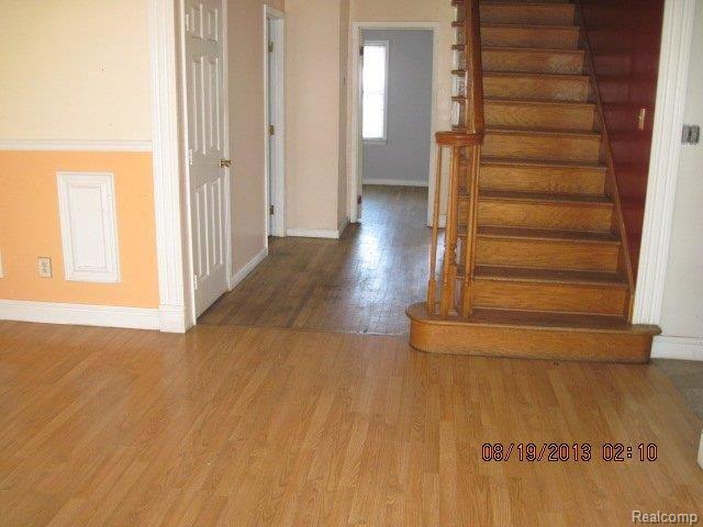 38535 Van Born Road Romulus, MI 48174 - Photo 14 of 27 014.JPG