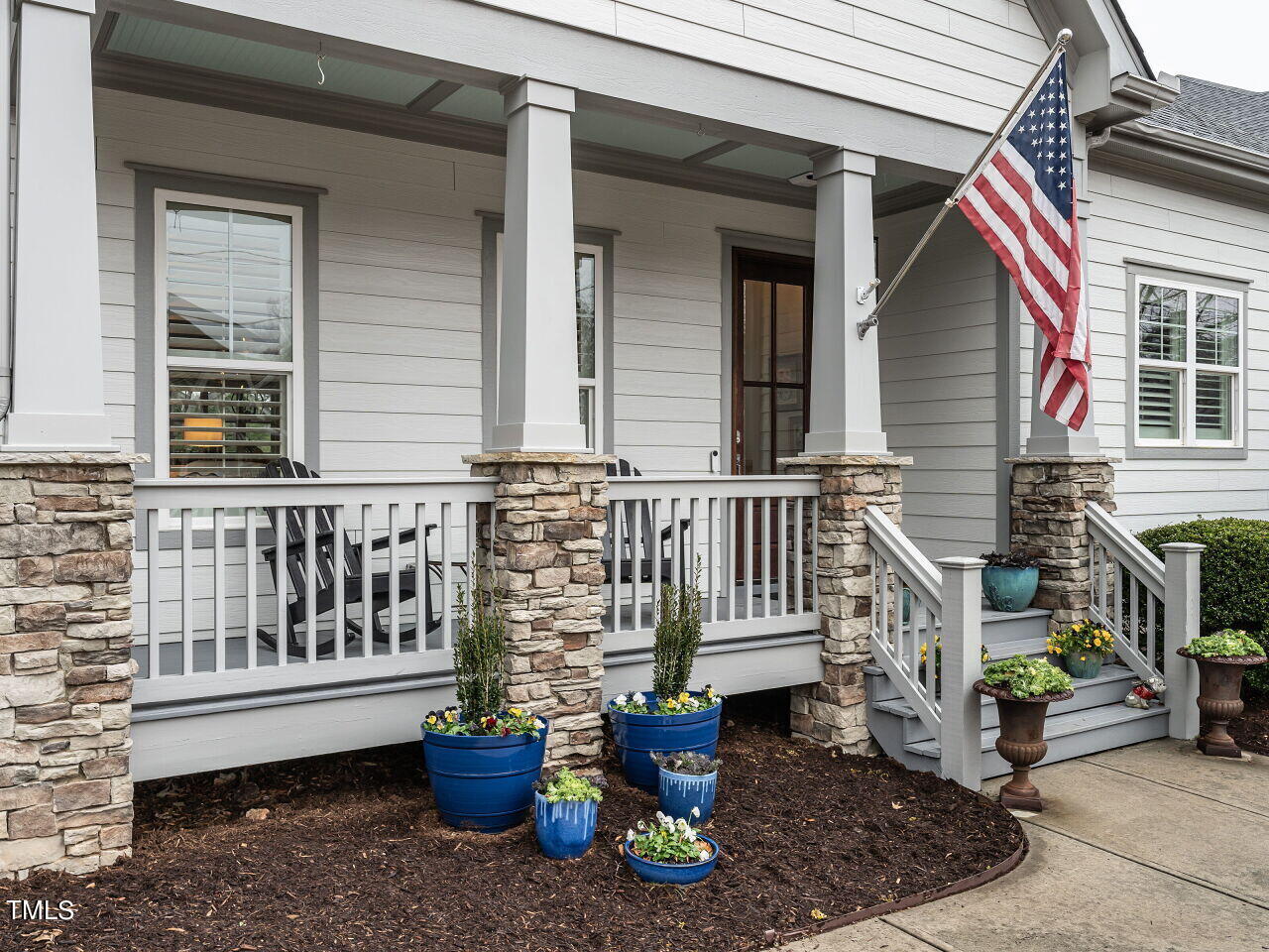 505 Mial Street Raleigh, NC 27608 - Photo 3 of 37 003-1280x960-front-porch