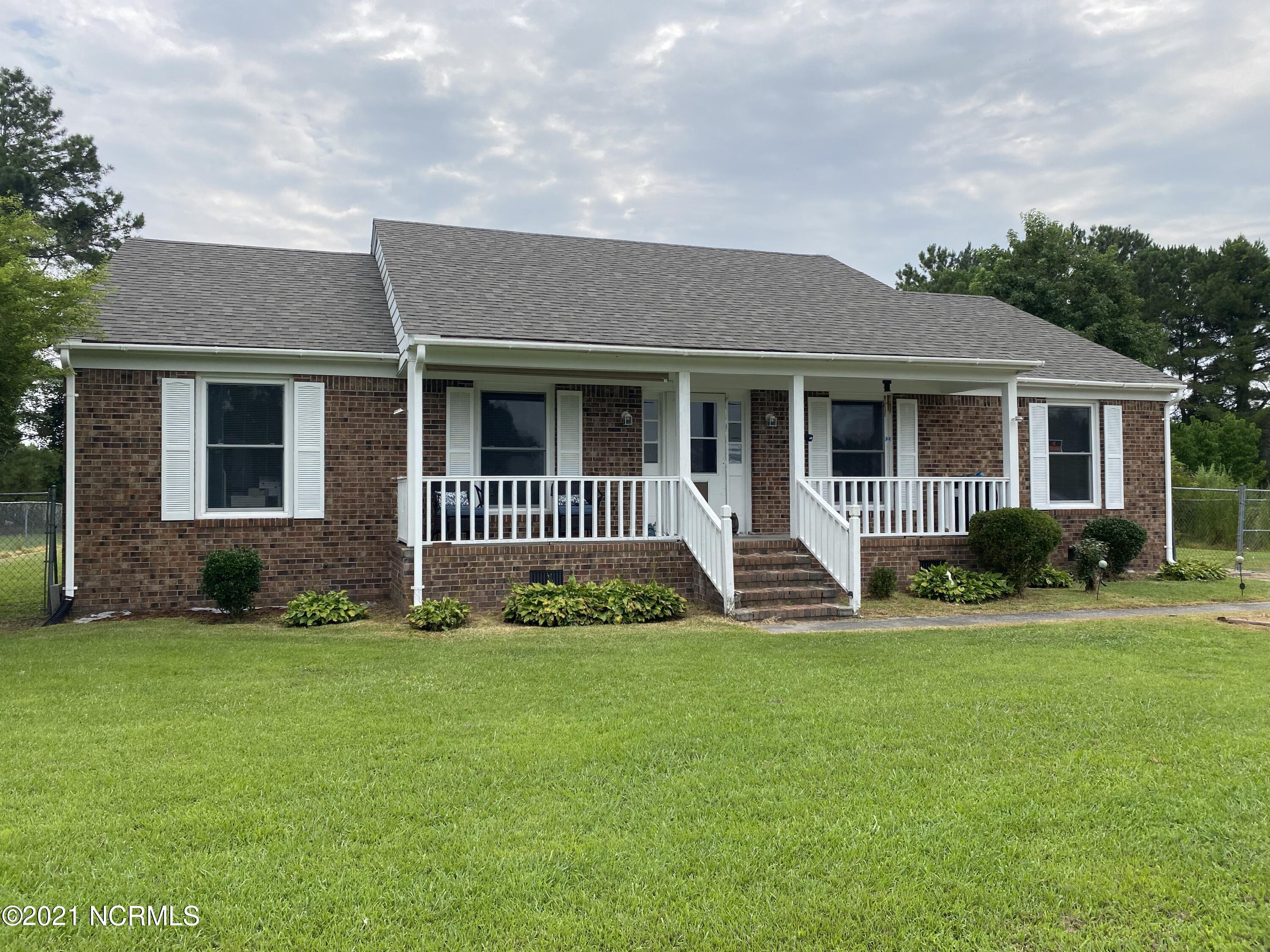 2310 Cherry Run Road Washington, NC 27889 - Photo 1 of 19 IMG_6709