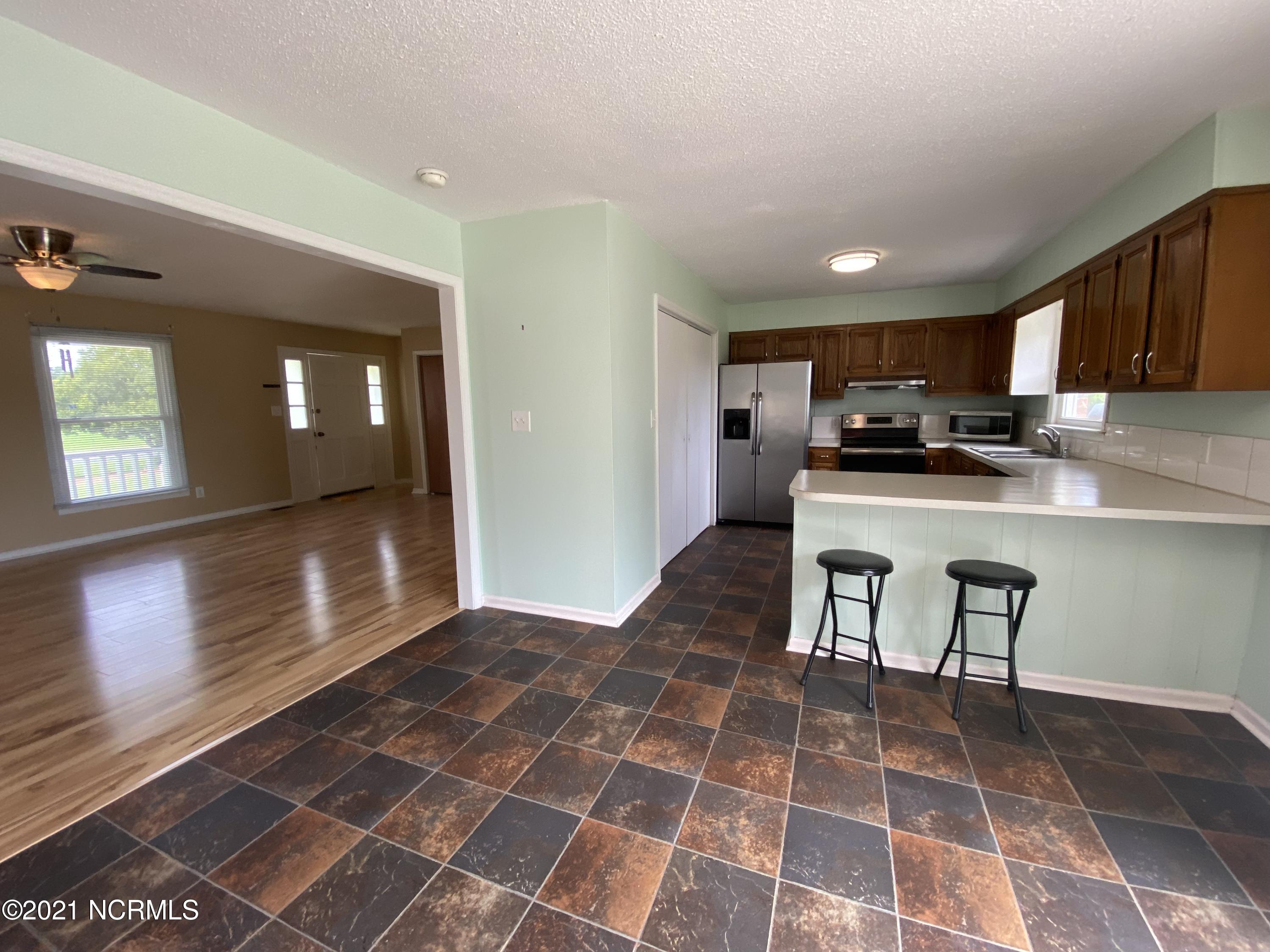 2310 Cherry Run Road Washington, NC 27889 - Photo 5 of 19 IMG_6788