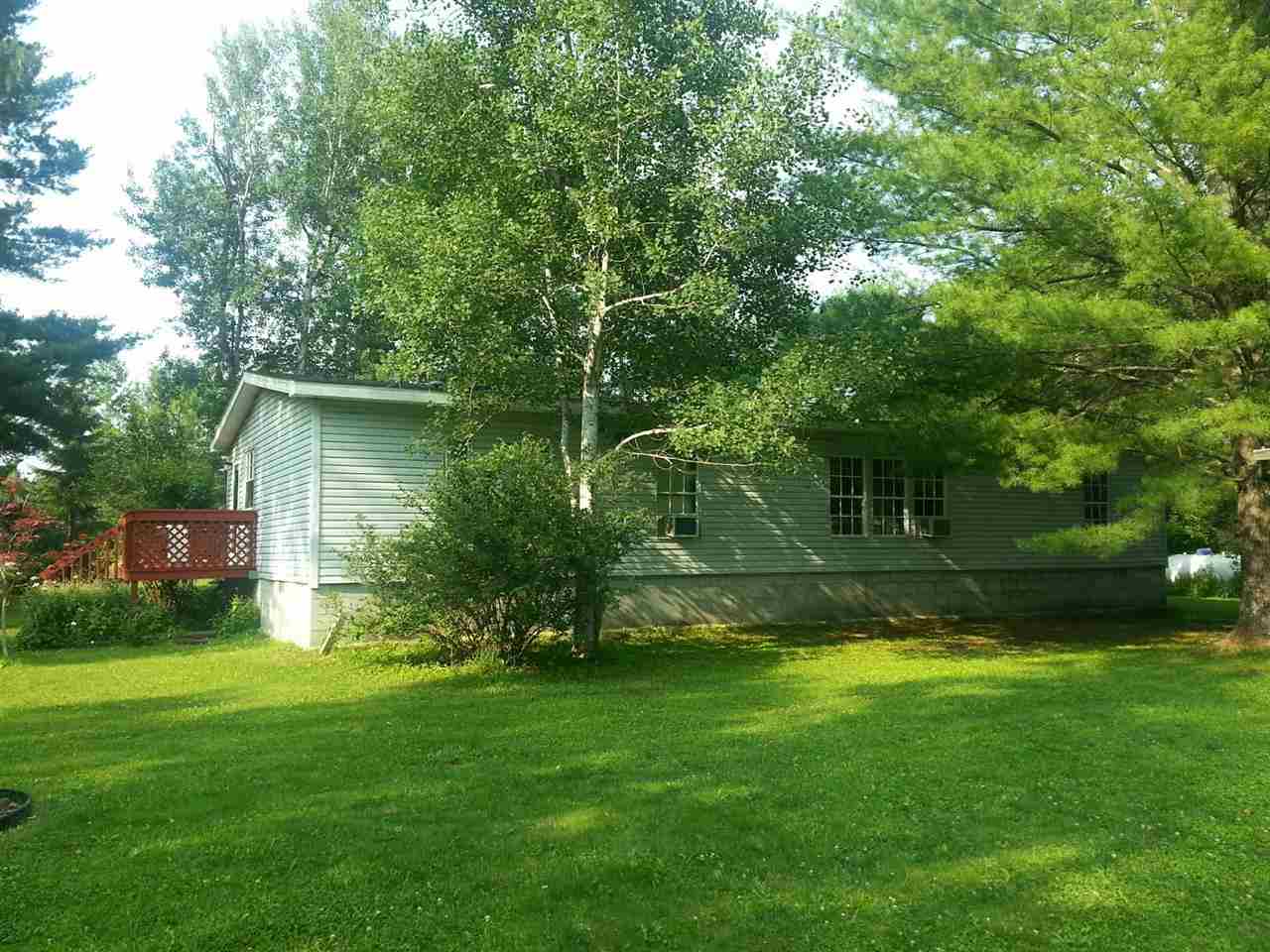 2552 East River Road Traverse City, MI 49696 - Photo 5 of 31 1788612-4.JPG