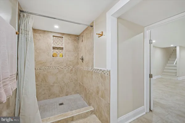 $250,000 | 757 South 51st Street, Philadelphia, PA 19143